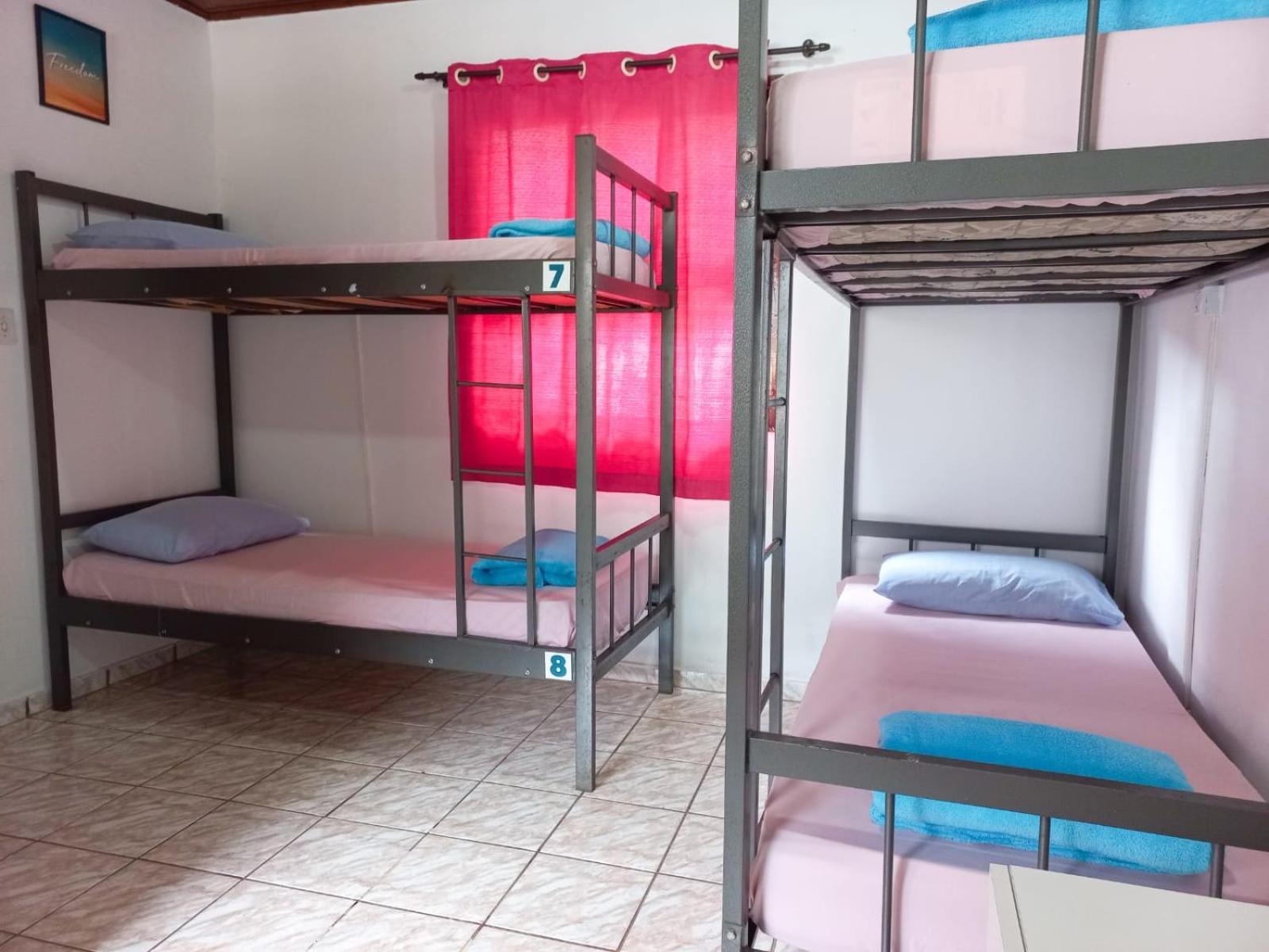 Hostel E Pousada Blue Lagoon Илья-Гранди Номер фото